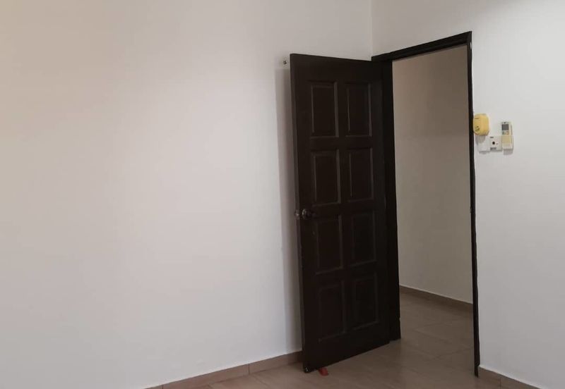 Oug/Sri Petaling 2 Storey Renovated Terrace House For Rent