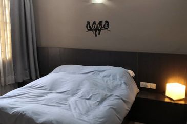 Oug/Sri Petaling 2 Storey Renovated Terrace House For Rent