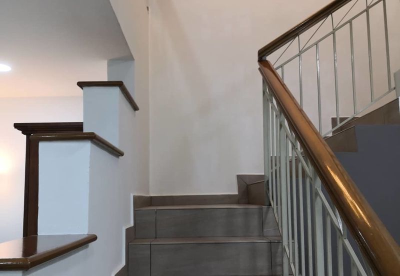 Oug/Sri Petaling 2 Storey Renovated Terrace House For Rent