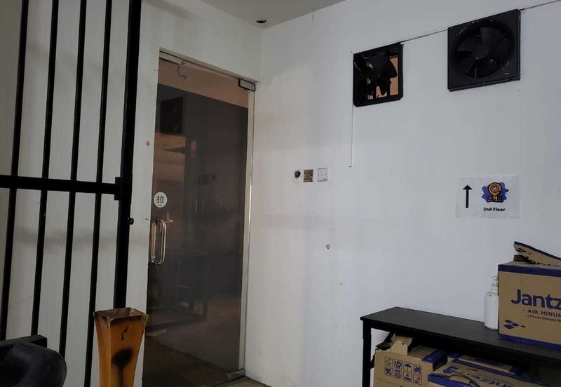 Sri Petaling Upper Floor Corner Office For Rent