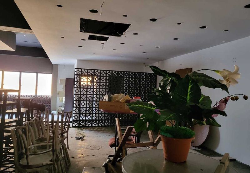 Sri Petaling Upper Floor Corner Office For Rent