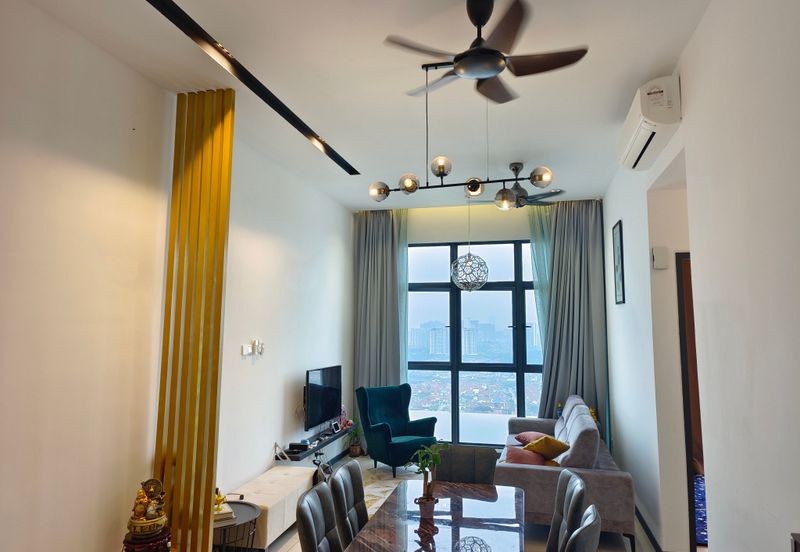 Waltz Residences @ Paradigm Garden City