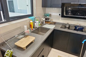 Waltz Residences @ Paradigm Garden City