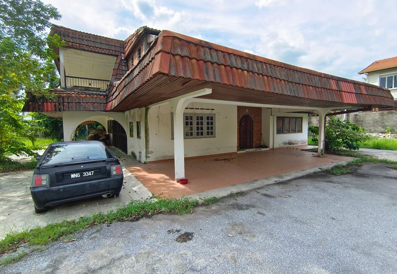 Oug/Taman Yarl Bungalow House with Big Landscape for Sale