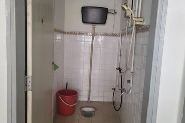 OUG 2 Storey Terrace House For Sales