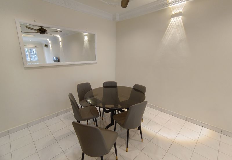 Oug/Happy Garden Renovated 2 Storey Terrace House with Wide Road For Sale