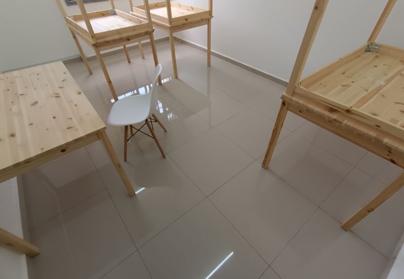 Oug 2 Storey Terrace Endlot House with Wider Road for Sale