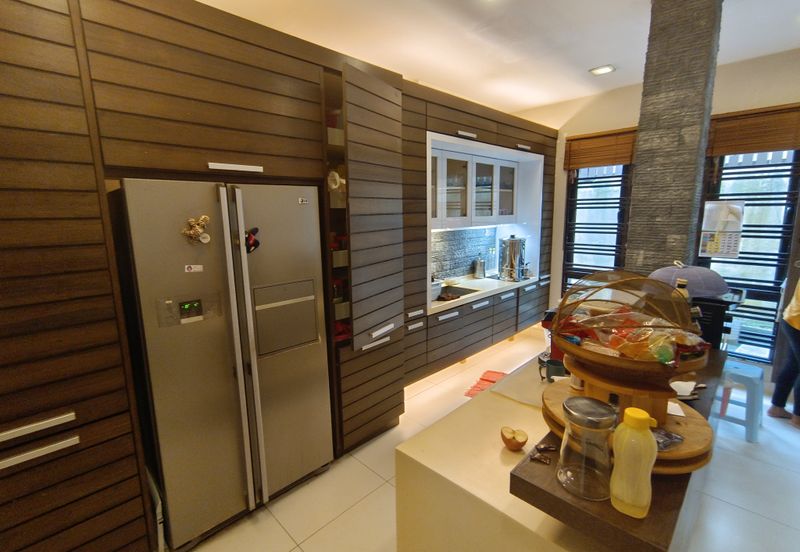 Oug/Taman Yarl 3 Storey Semi D With ID Design For Sale