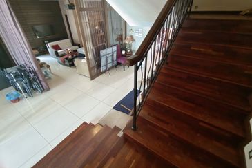 Oug/Taman Yarl 3 Storey Semi D With ID Design For Sale