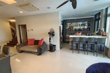 Oug/Taman Yarl 3 Storey Semi D With ID Design For Sale