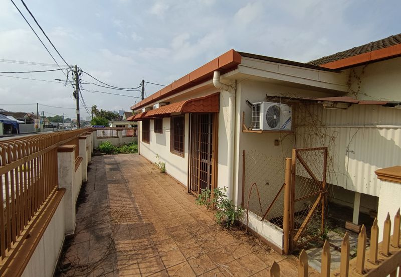 Oug/Happy Garden 1 Storey Corner Terrace House For Sale