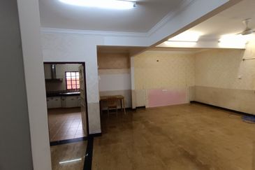 Oug 2 Storey Semi D For Sale