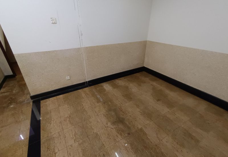 Oug 2 Storey Semi D For Sale