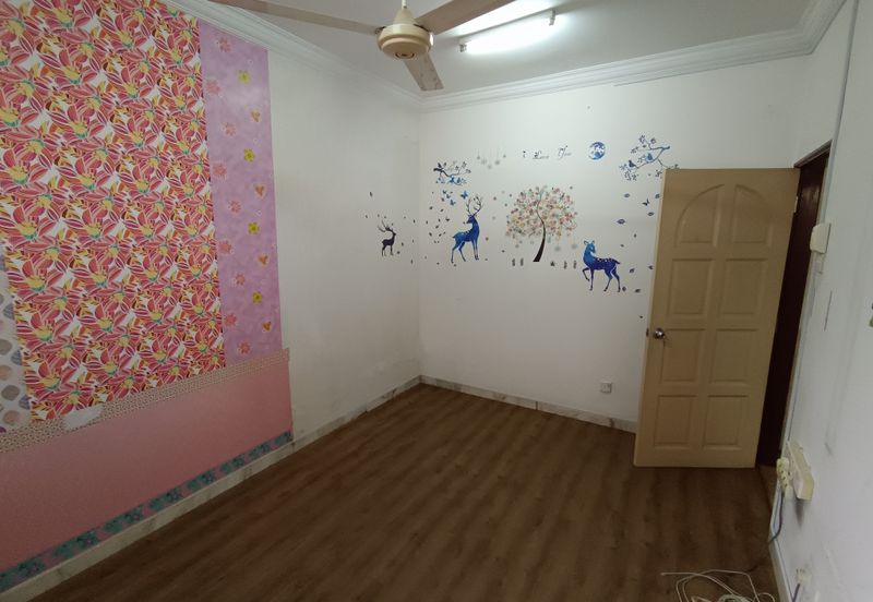 Oug 2 Storey Semi D For Sale