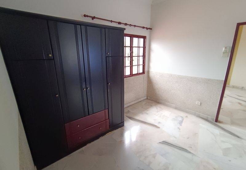 Oug 2 Storey Semi D For Sale