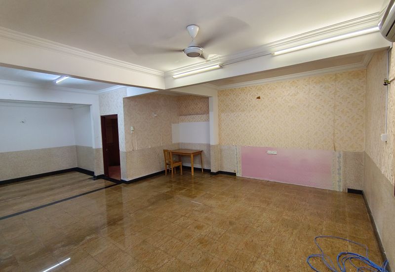 Oug 2 Storey Semi D For Sale