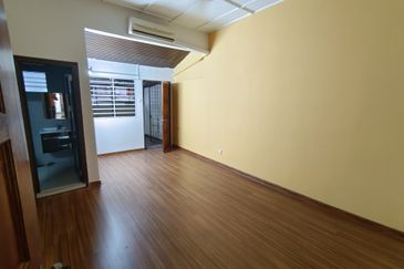 Oug 2 Storey Corner Terrace House For Rent