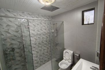 Oug 2 Storey Corner Terrace House For Rent