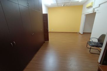 Oug 2 Storey Corner Terrace House For Rent