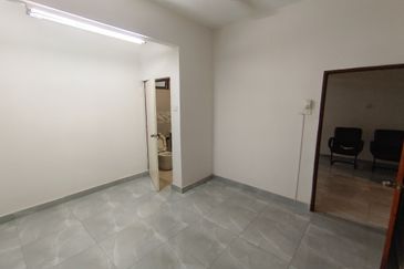 Oug 2 Storey Corner Terrace House For Rent