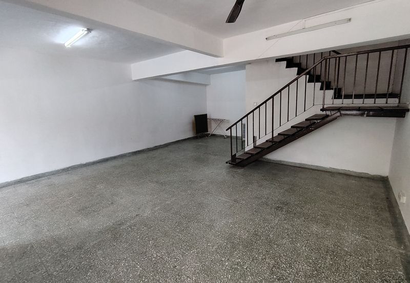 Oug 2 Storey Terrace House With Extended Kitchen For Sale