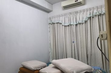 Oug 2 Storey Terrace House with Extension for Sale