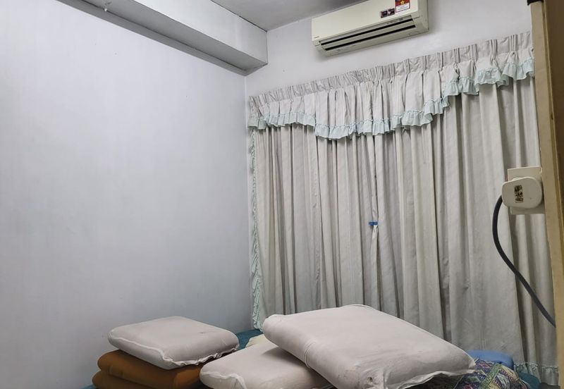 Oug 2 Storey Terrace House with Extension for Sale