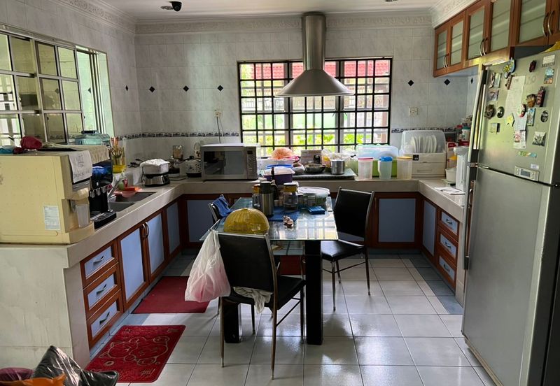 Oug 2 Storey Bungalow with Big Landscape for Sale