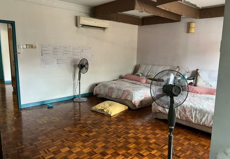 Oug 2 Storey Bungalow with Big Landscape for Sale