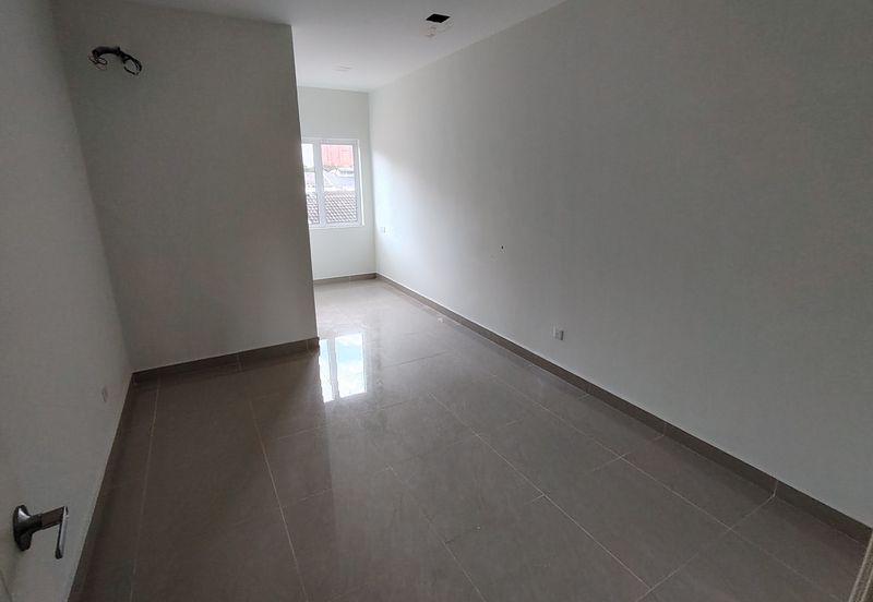 Oug/Sri Petaling Brand New 2 Storey Terrace House For Sale