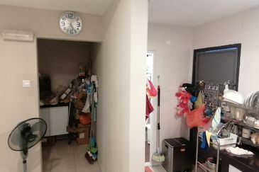 Oug/Happy Garden 1 Storey Renovated Corner House For Sale