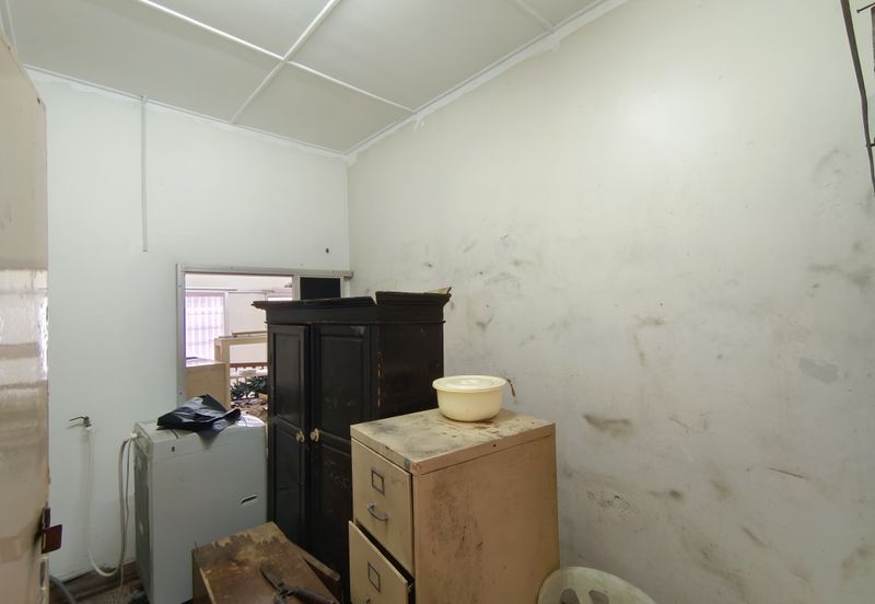 Oug/Happy Garden 1 Storey Corner Terrace House For Sale