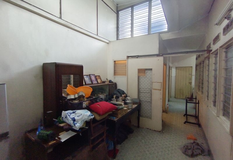 Oug/Happy Garden 1 Storey Corner Terrace House For Sale