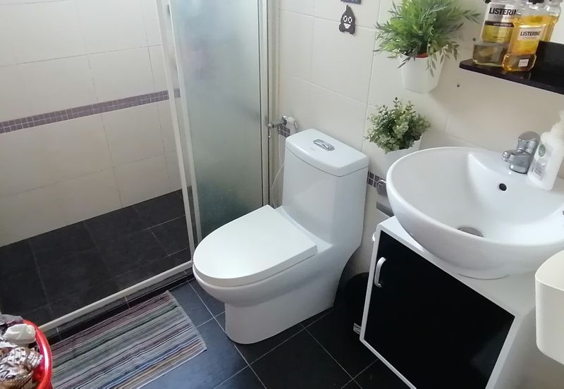 Oug/Happy Garden 3 Storey Gated Guarded Terrace House For Sale