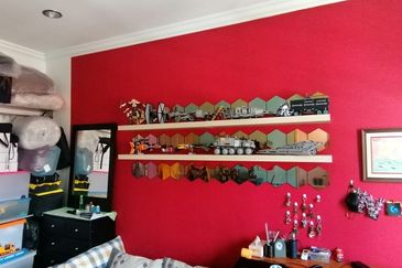 Oug/Happy Garden 3 Storey Gated Guarded Terrace House For Sale