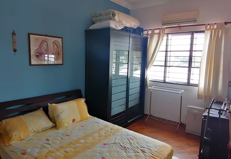 Oug/Happy Garden 3 Storey Gated Guarded Terrace House For Sale