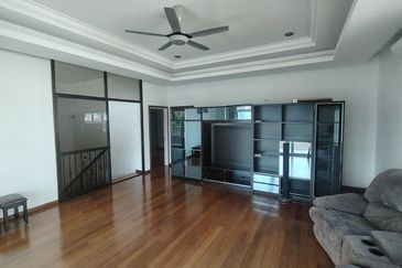 Oug/Taman Yarl 3 Storey Semi D For Sale
