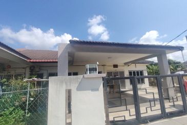 Taman Anggerik Heights