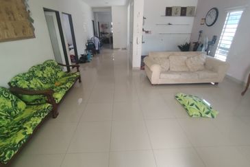 Taman Anggerik Heights