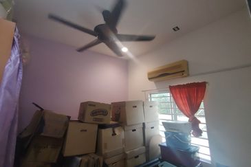 Taman Anggerik Heights