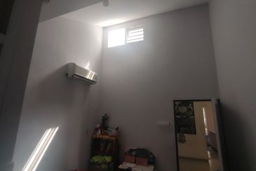 Taman Anggerik Heights