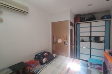 Taman Anggerik Heights