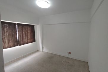 Anjung Hijau (Greenfield Apartment)