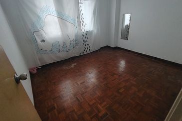 Anjung Hijau (Greenfield Apartment)