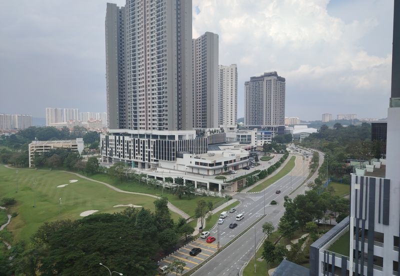 Anjung Hijau (Greenfield Apartment)