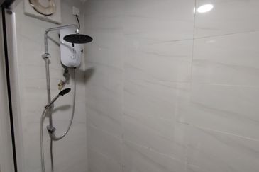 Oug 2 Storey Terrace House with Extension for Sale