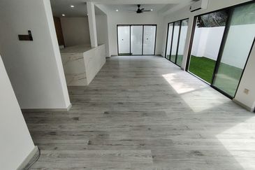 Oug/Taman United Brand New 2 Storey Semi D For Rent