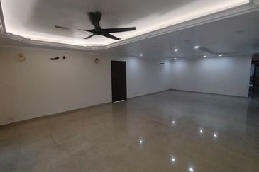 Oug/Taman United 2 Storey Bungalow For Rent