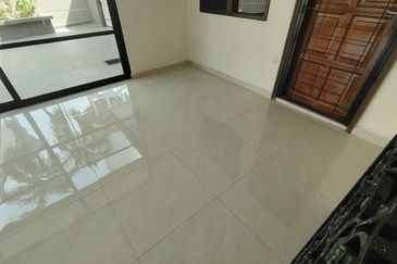 Oug/Taman United 2 Storey Bungalow For Rent