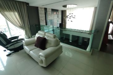 Oug 4 Storey Corner Semi D Modern Design Gated Guarded with Big Landscape for Sale